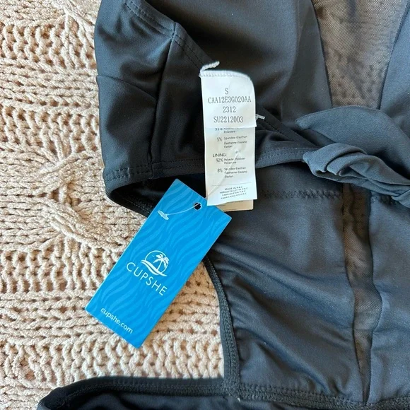 Cupshe one piece swimsuit Black NWT - Picture 4 of 4